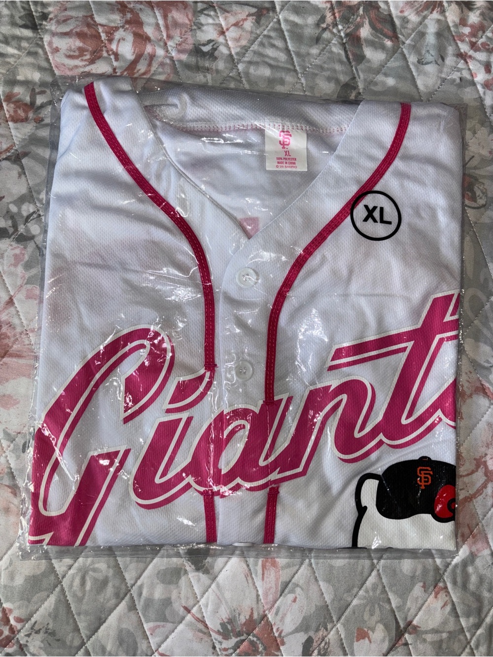 🩷⚾ Rare 2020 SGA SF Giants x Hello Kitty Women’s XL Jersey   ⚾🩷 - Picture 3 of 5
